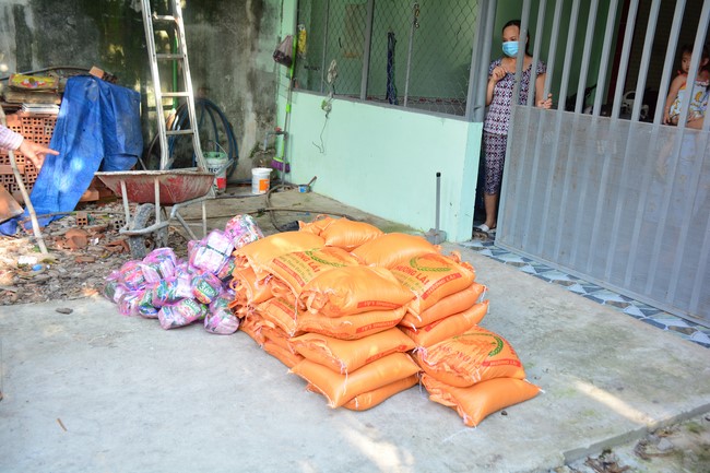 Continuing to support people in need in the Covid-19 pandemic of Hoang Phap Pagoda (series 4)